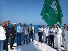 هيئة النقل تسجل ناقلة النفط “راية” ضمن الأسطول البحري وترفع العلم السعودي عليها