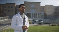 بالفيديو.. قصة طبيب سعودي تقدم الصفوف لمجابهة “كورونا” تطوعاً في إيطاليا
