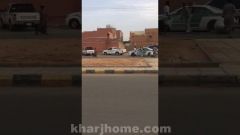 بالفيديو.. الاعتداء على رجل مرور بمحافظة “طريف”