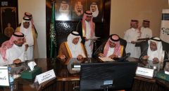 أمير مكة ووزير الحج يوقعان اتفاقيات تنفيذ مشاريع تسهل حركة الحجاج.. تعرف عليها