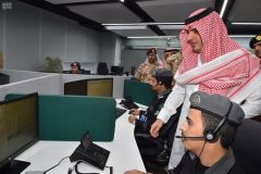 بالصور.. وزير الداخلية يتفقد مركز العمليات الأمنية الموحد بمكة المكرمة