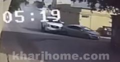 بالفيديو.. مطاردة عنيفة بين سيارتين لاسترجاع حقيبة نقود سرقها 3 أشخاص