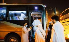 إطلاق خدمة نقل المعتمرين التجريبية المجانية بين جدة ومكة