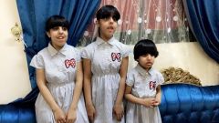 “وعد ورغد وغلا”.. قصة ثلاث بنات فقدن بصرهن يحلمن بالعلاج.. ووالدهن يناشد المسؤولين