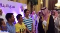 بالفيديو..رئيس النصر يلقن خمسة فلبينيين الشهادة في حفل زواج الداعية غرم البيشي