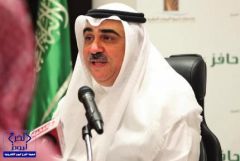وزير الصحة يجتمع بقيادات وزارته بمكتبه في جدة