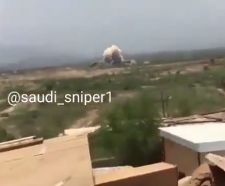 ​بالفيديو.. رصد متسللين حوثيين على حدود المملكة.. ونيران المدفعية تستهدفهم