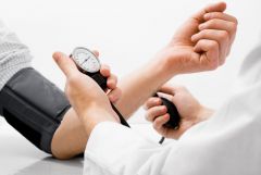 7 نصائح للتحكم في ارتفاع ضغط الدم أثناء الصيام