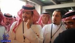بالفيديو.. تصرف “الأمير سلطان” مع عسكري “انحرج” أمامه