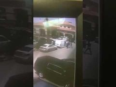 مقطع فيديو يوثق لحظة السطو على سيارة نقل الأموال بالرياض