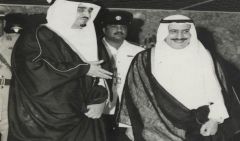 مجموعة صور تاريخية تجمع الملك فهد بشيوخ وأمراء الكويت