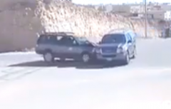 فيديو.. لحظة تصادم سيارة معلمات مع أخرى في تقاطع بالحدود الشمالية