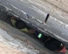 بالصور.. إنقاذ طفل سقط في شق أرضي بين جدران خزان تحت الإنشاء بعفيف