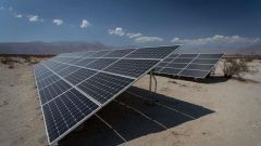 مشروع سكاكا للطاقة الشمسية يدخل مرحلة التشغيل الأولى قريبا