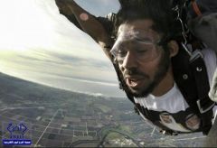 بالصور.. ضابط مبتعث يبايع الملك سلمان من ارتفاع 18 ألف قدم