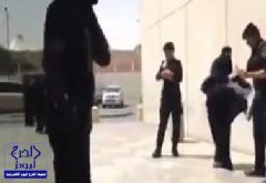 “إمرأة” تعتدي على “رجل أمن” في مستشفى الملك سلمان والسبب “مقطع تصوير”