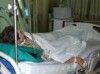 مدير مستشفى الملك خالد ومركز الامير سلطان بالنيابة محمد القحطاني يعايد المرضى