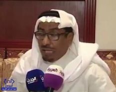 بالفيديو.. والد الشهيدين عبدالجليل ومحمد الأربش تغلبه دموعه خلال حديثه المؤثر عنهما