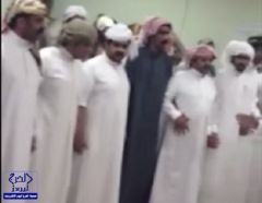 بالفيديو.. نزلاء عسير يستقبلون مساجين نجران بأبيات ترحيبية