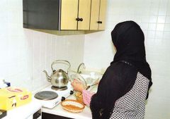 عائلة تتهم عاملة منزلية بالاعتداء على رضيعتهم في تبوك