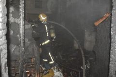 اندلاع حريق في شقة إثر تماس كهربائي.. والدفاع المدني يخمده دون وقوع خسائر بشرية