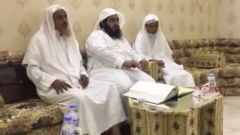بالفيديو.. شاب يقدم ” القرآن ” مهرا للزواج من فتاة