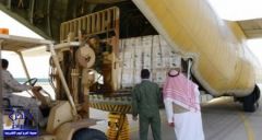وصول خامس طائرة إغاثة سعودية إلى مطار عدن