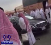 بالفيديو.. كشف ملابسات مقطع “المواطن الغاضب” من وزير الشؤون الاجتماعية