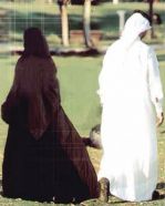 “سناب شات” يتسبب في طلاق عروس بعد ساعتين من زفافها
