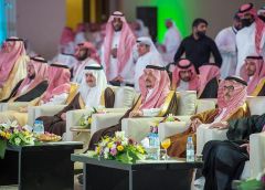 بالصور.. أمير الرياض يرعى حفل الزواج الحادي عشر لجمعية “حركية “