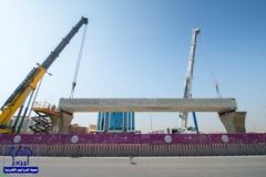 بالصور.. بدء تركيب الجسور بالمسار السادس بمشروع “قطار الرياض”