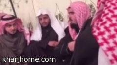 بالفيديو.. عبدالعزيز بن فهد يستقبل طلبة تحفيظ القرآن عقب عودته للمملكة