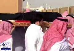 بالفيديو والصور.. جموع غفيرة يتقدمها أمير الرياض تشيّع الإعلامي ماجد الشبل