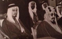 وثيقة بخط الأمير بندر بن عبد العزيز توثق أول رحلة طيران للملك المؤسس (صور)