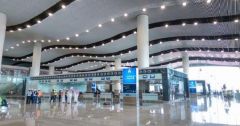 مطار الملك خالد يطلق خدمة النقل عبر التطبيقات الذكية