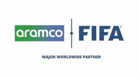 أرامكو توقع شراكة مع “فيفا” لمدة 4 أعوام