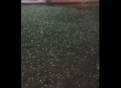 بالفيديو.. هطول أمطار غزيرة مصحوبة بزخات من البَرَد على الرياض