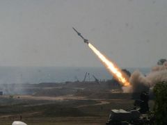 قائد حوثي منشق: إيران وراء استهداف مكة بصاروخ باليستي لتشويه المملكة