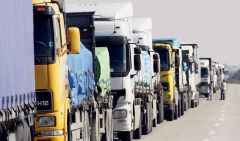 “النقل” توقع اتفاقية لدعم وتوطين مهن قائدي مركبات النقل الثقيل