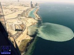 “أمانة جدة” توضح حقيقة الصورة المتداولة لتجمع مياه غريب قبالة الواجهة البحرية