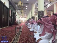 بالصور.. تشييع جنازتي شهيدي “مطاردة عفيف” في جامع الأمير سلطان بالمحافظة