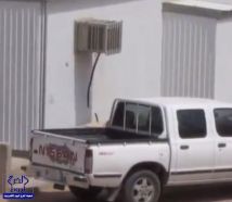 بالفيديو.. “شرطة الرياض” تلقي القبض على سارق أجهزة التكييف من أحد المساجد