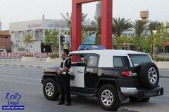 شرطة الباحة تكشف تفاصيل القبض على امرأة و ابنها بتهمة استدراج النساء للاحتيال عليهن