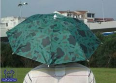 متخصص في الشريعة يطالب بسحب كل المظلات الشمسية الملاصقة للرأس أثناء الحج!