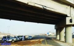 سائق هارب يلحق أضرارا بكوبري الجموم ويعطل طريق مكة – المدينة