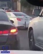 بالفيديو.. مواطن يقدم بلاغًا عن دورية مرور تتجاوز خط الإشارة الحمراء.. والمرور يتفاعل