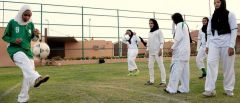 بلوحات فنية وحفل غنائي.. انطلاق أولى الفعاليات النسائية الخليجية لكرة القدم بالدمام