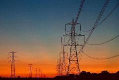 “الكهرباء” توقع اتفاقيات بقيمة 13.4 مليار ريال لدعم نموها على المدى الطويل