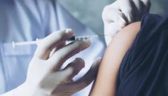 لماذا يصاب بعض الأشخاص بكورونا بعد حصولهم على اللقاح؟ علماء يوضحون السبب
