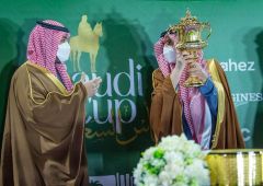 بالفيديو.. أول تعليق من الأمير سعود بن سلمان بعد تتويجه بـ”كأس السعودية 2022″